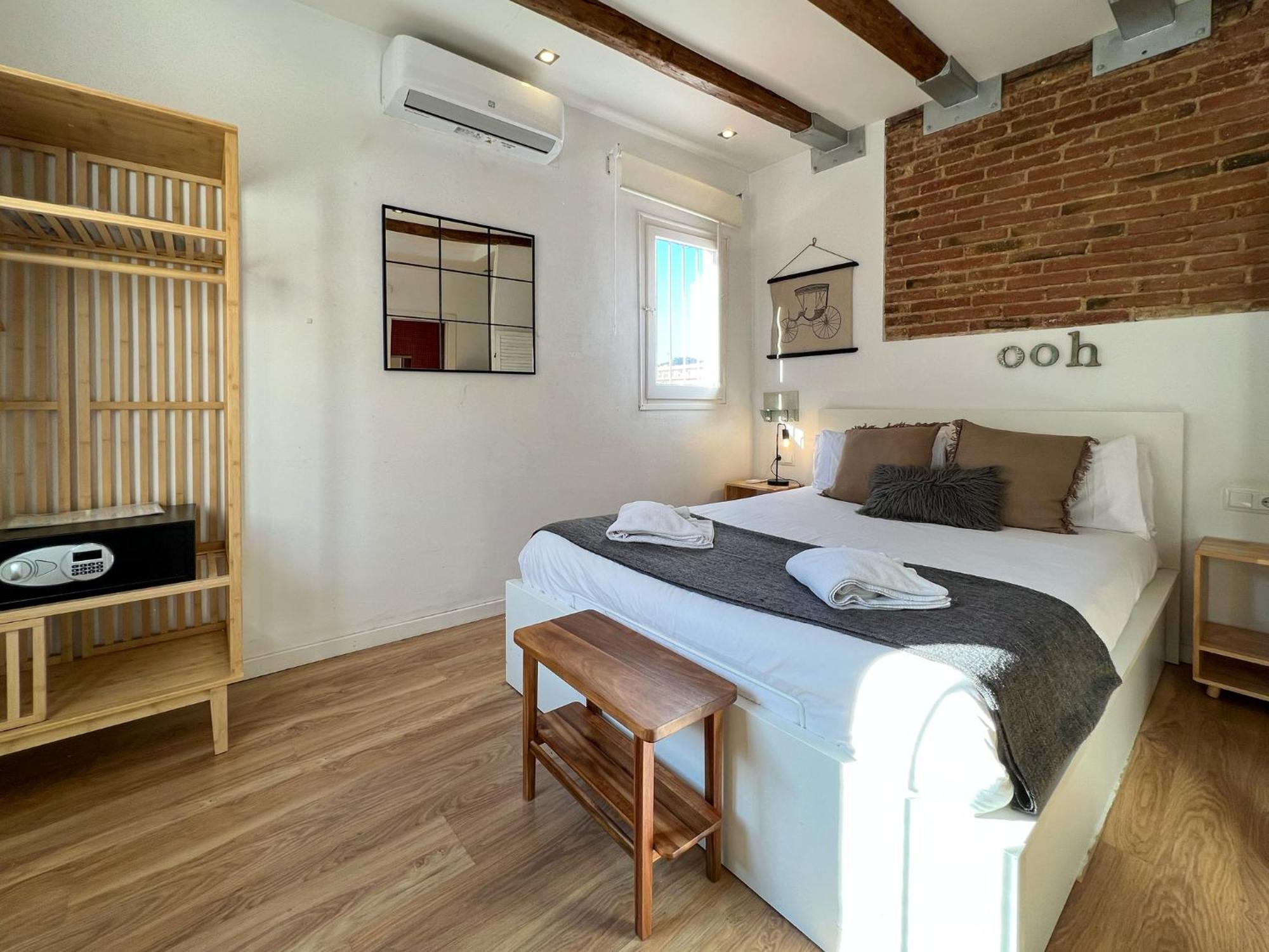 Stay U-Nique Apartments Torrent Barcelona Bagian luar foto